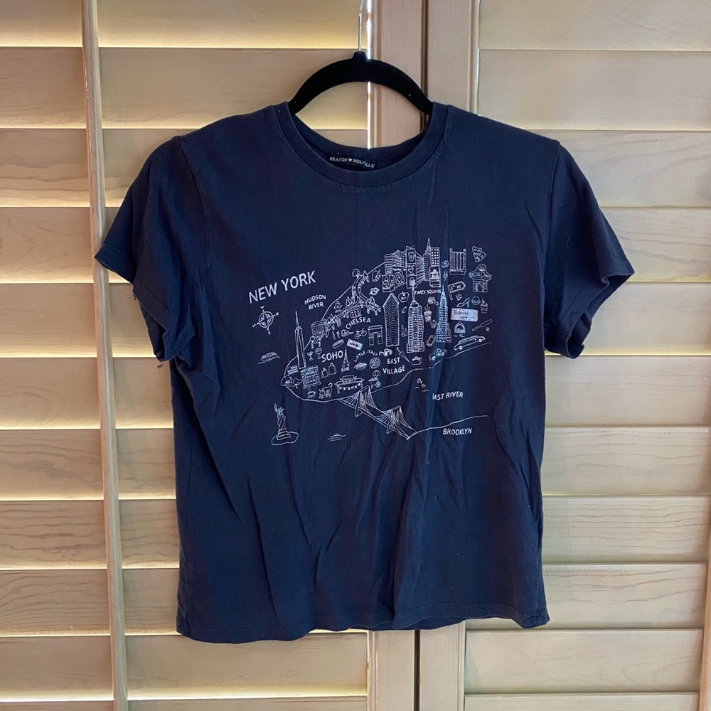 Brandy Melville tee